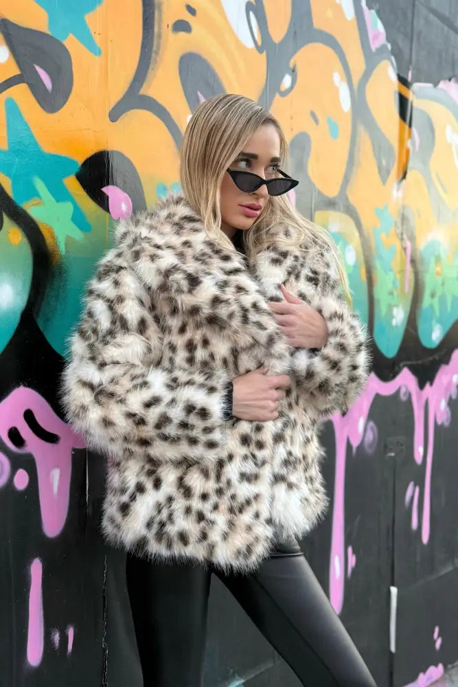 SugarFur Snow Leopard Premium LED Jacket - Mid-Length Faux Fur - Apparel > Women’s Outerwear > Rave Wear > LED Festival
